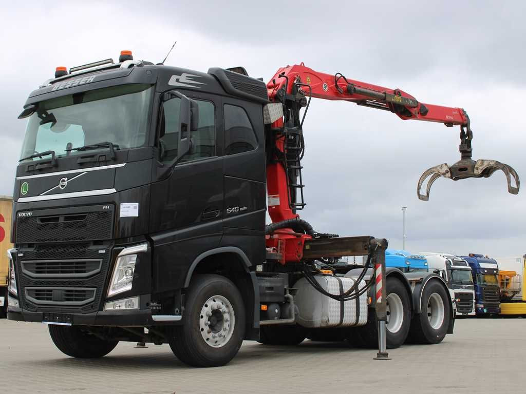 Volvo FH 540, 6X4, VEB+, Crane EPSILON Q170Z96 - Nyergesvontató: 1 kép. Volvo FH 540, 6X4, VEB+, Crane EPSILON Q170Z96 - Nyergesvontató: 1 kép.