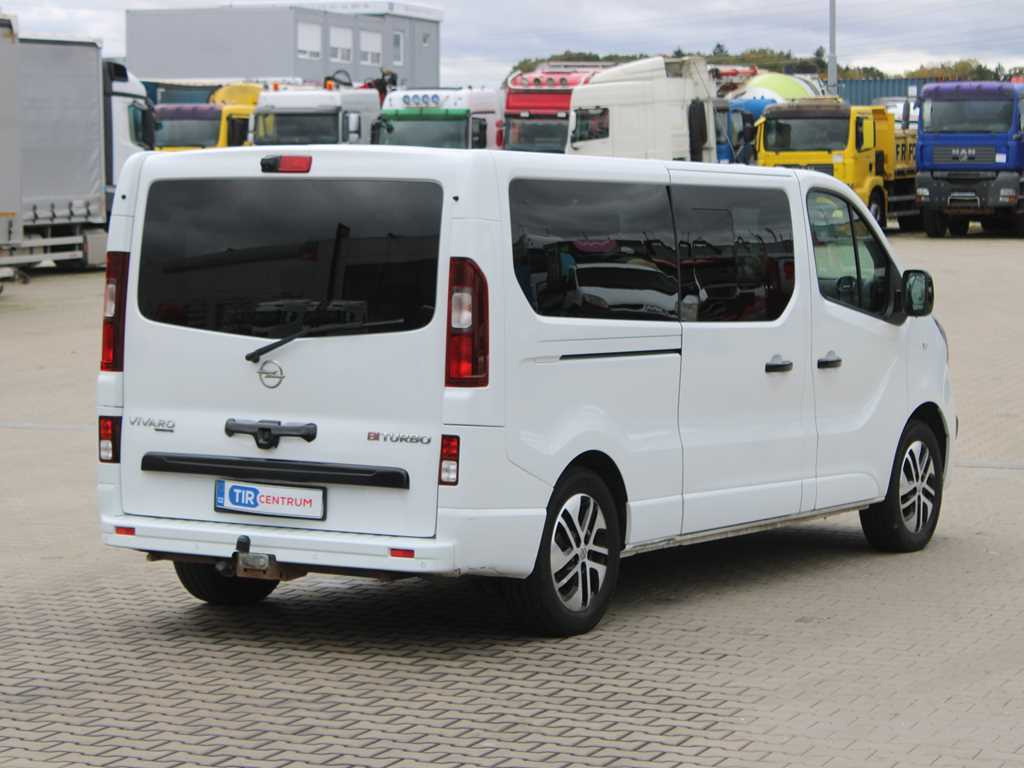 Opel VIVARO-B, 7 SEATS - Kisbusz: 4 kép. Opel VIVARO-B, 7 SEATS - Kisbusz: 4 kép.