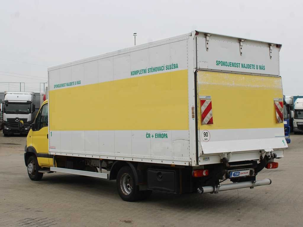 Renault MASCOTT 160.65 P 4X2, EURO 3, TAIL LIFT Renault MASCOTT 160.65 P 4X2, EURO 3, TAIL LIFT - Dobozos kisteherautó: 4 kép. Renault MASCOTT 160.65 P 4X2, EURO 3, TAIL LIFT Renault MASCOTT 160.65 P 4X2, EURO 3, TAIL LIFT - Dobozos kisteherautó: 4 kép.