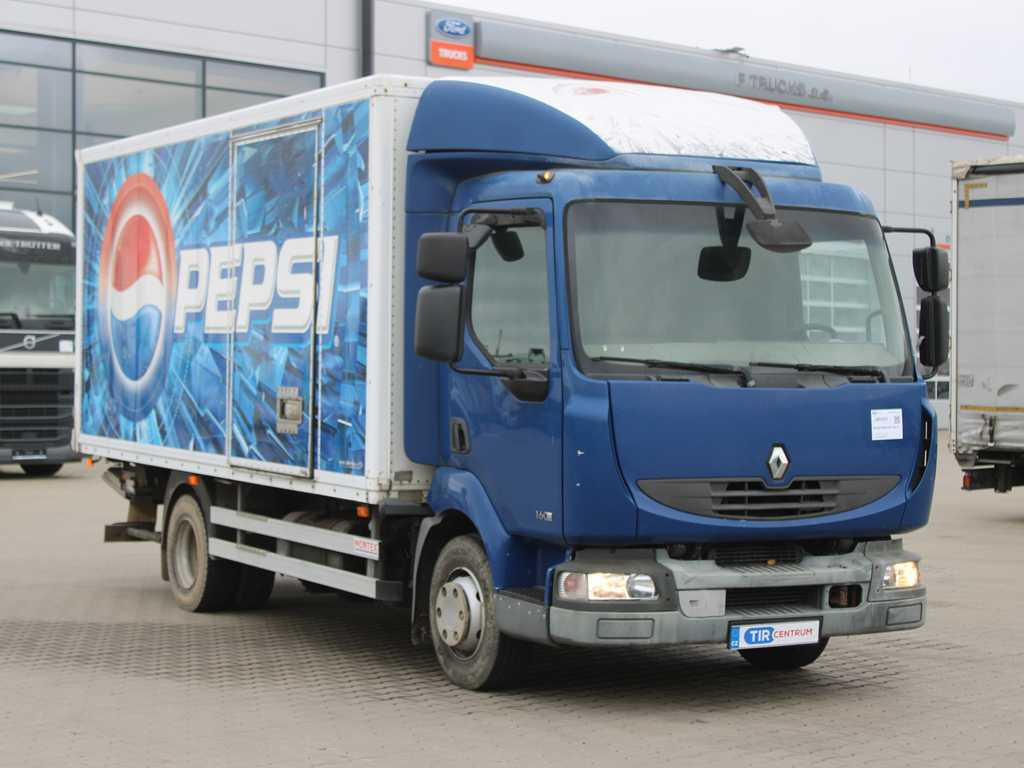 Renault MIDLUM 160.10, EURO 4, HYDRAULIC FRONT, TIRE 80% - Dobozos felépítményű teherautó: 3 kép. Renault MIDLUM 160.10, EURO 4, HYDRAULIC FRONT, TIRE 80% - Dobozos felépítményű teherautó: 3 kép.