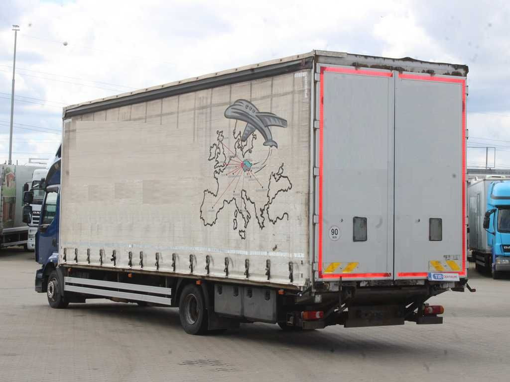 Renault MIDLUM 220.12, EURO 5, TAIL LIFT - Ponyvás teherautó: 4 kép. Renault MIDLUM 220.12, EURO 5, TAIL LIFT - Ponyvás teherautó: 4 kép.