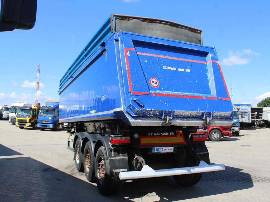 Schwarzmüller KIS 3/E, 2X LIFT AXLE, SAF, 46m³ - Félpótkocsi billenőplatós: 5 kép. Schwarzmüller KIS 3/E, 2X LIFT AXLE, SAF, 46m³ - Félpótkocsi billenőplatós: 5 kép.