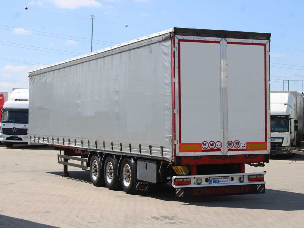 Schwarzmüller SPA 3/E, LIFTING AXLE - Ponyvás félpótkocsi: 4 kép. Schwarzmüller SPA 3/E, LIFTING AXLE - Ponyvás félpótkocsi: 4 kép.