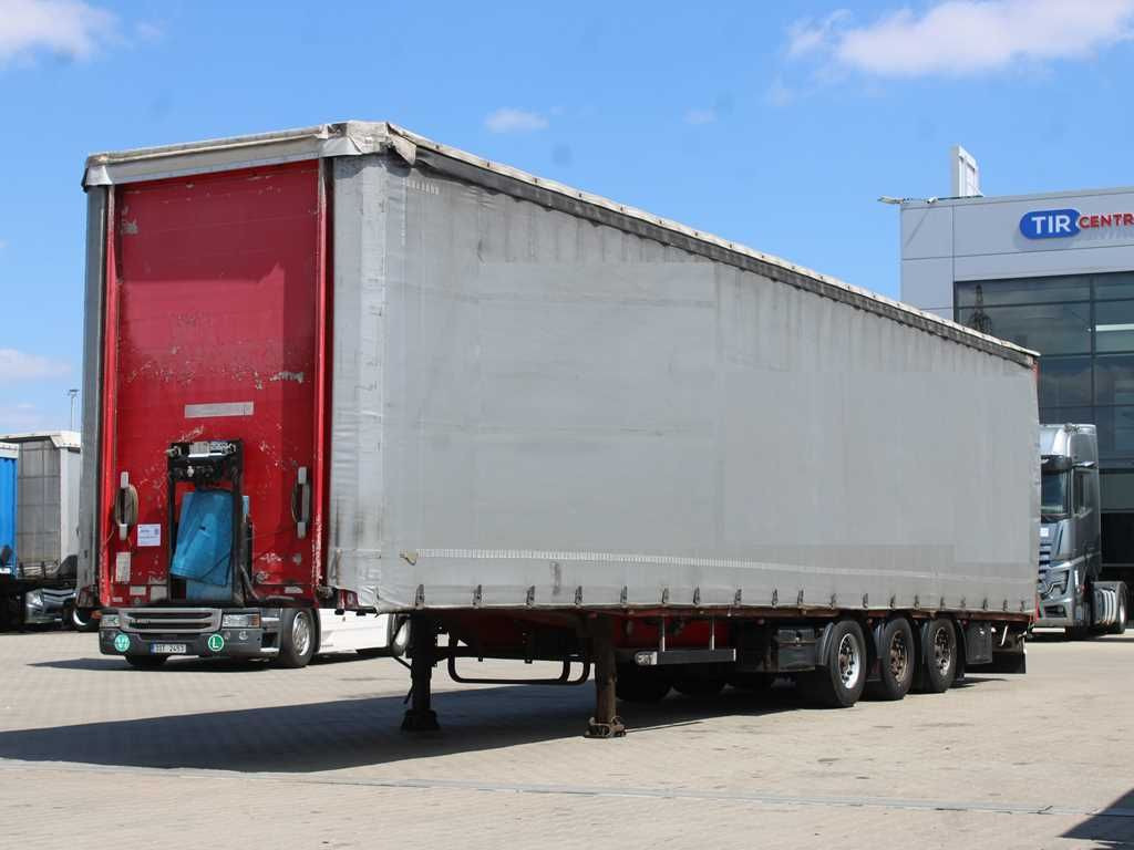 Schwarzmüller SPA 3/E, LOWDECK, LIFTING AXLE - Ponyvás félpótkocsi: 1 kép. Schwarzmüller SPA 3/E, LOWDECK, LIFTING AXLE - Ponyvás félpótkocsi: 1 kép.
