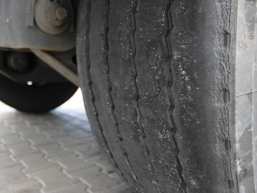 Ponyvás félpótkocsi Schwarzmüller SPA 3/E, SAF AXLES, MULTILOCK, MULDA: 11 kép. Ponyvás félpótkocsi Schwarzmüller SPA 3/E, SAF AXLES, MULTILOCK, MULDA: 11 kép.