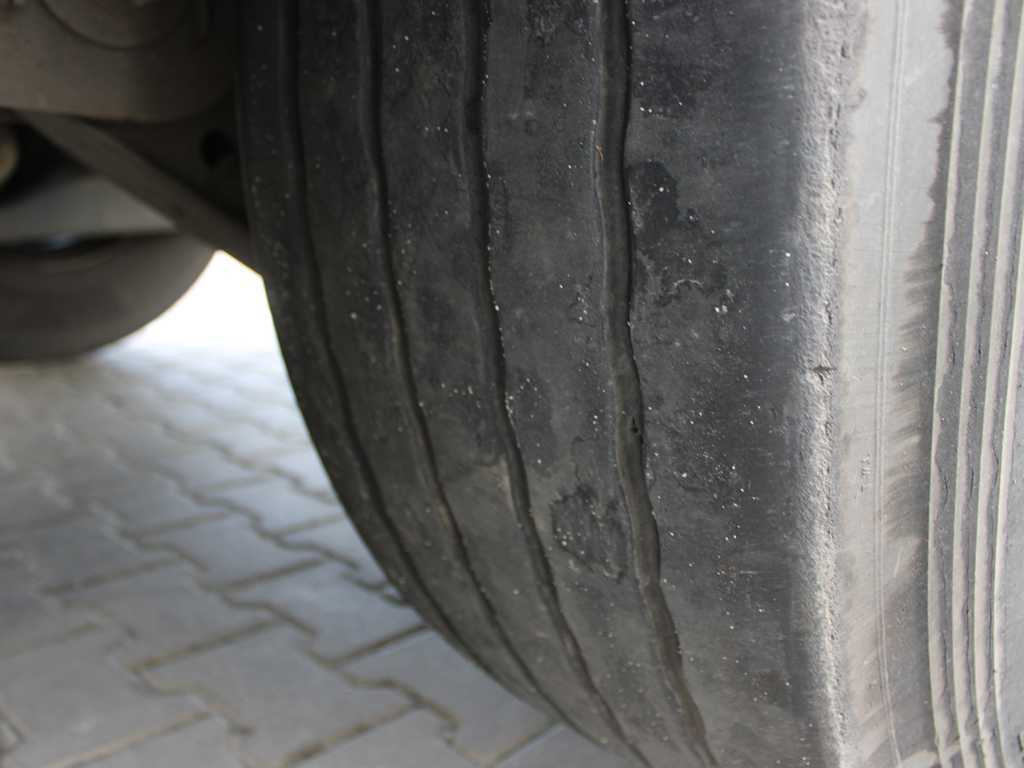 Ponyvás félpótkocsi Schwarzmüller SPA 3/E, SAF AXLES, MULTILOCK, MULDA: 13 kép. Ponyvás félpótkocsi Schwarzmüller SPA 3/E, SAF AXLES, MULTILOCK, MULDA: 13 kép.