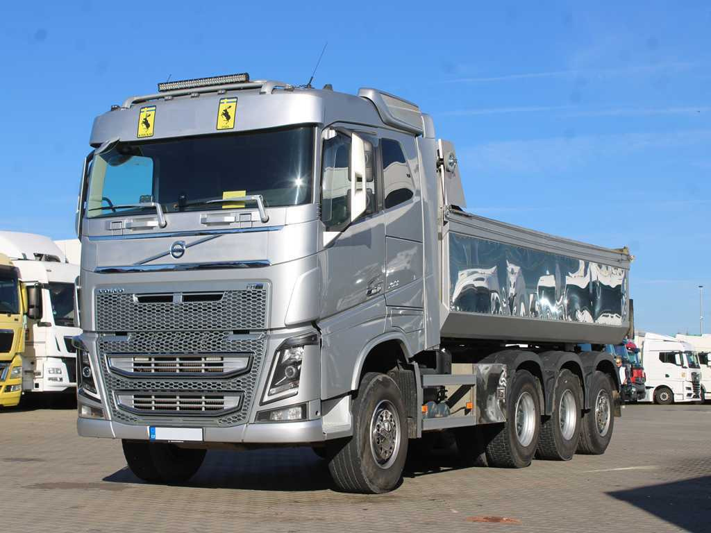 Volvo FH 750, EURO 6, 8X4, LIFTING AXLE, VEB +, 17m³ - Billenőplatós teherautó: 1 kép. Volvo FH 750, EURO 6, 8X4, LIFTING AXLE, VEB +, 17m³ - Billenőplatós teherautó: 1 kép.