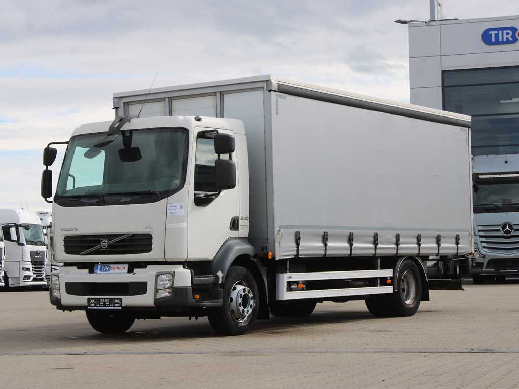Volvo FL 240, EURO 5 - Ponyvás teherautó: 1 kép. Volvo FL 240, EURO 5 - Ponyvás teherautó: 1 kép.