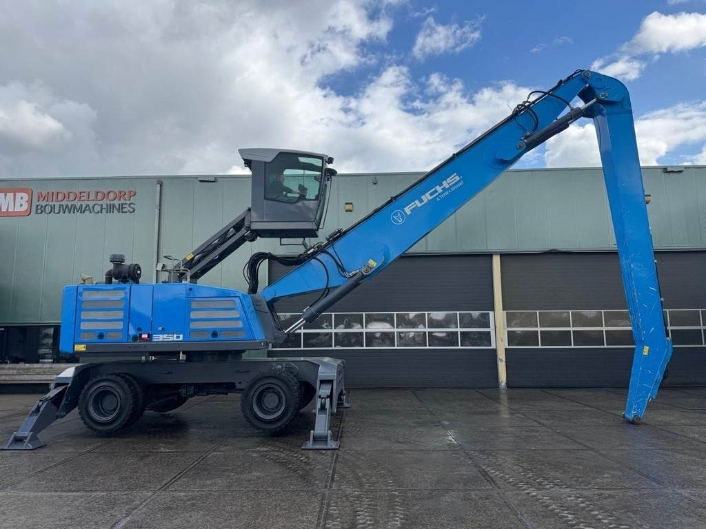 Fuchs MHL 350 F - with generator - Hulladék kotró: 5 kép. Fuchs MHL 350 F - with generator - Hulladék kotró: 5 kép.