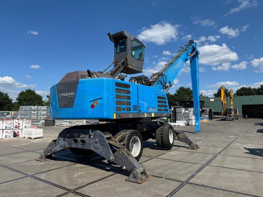 Fuchs MHL 360 T4F - Hulladék kotró: 4 kép. Fuchs MHL 360 T4F - Hulladék kotró: 4 kép.