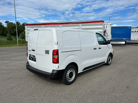 Fiat Scudo M BlueDHi 120 6-Gang - Furgon: 5 kép. Fiat Scudo M BlueDHi 120 6-Gang - Furgon: 5 kép.