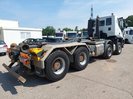 Iveco 8x4 Meiller Abroller, Automatik, E6, Retarder, - Horgos rakodó teherautó, Darus autó: 4 kép. Iveco 8x4 Meiller Abroller, Automatik, E6, Retarder, - Horgos rakodó teherautó, Darus autó: 4 kép.