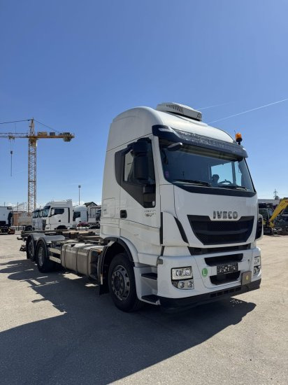 Iveco Stralis AS260SY LBW BDF, Automatik, E6, Standklkima - Cserefelépítményes teherautó: 3 kép. Iveco Stralis AS260SY LBW BDF, Automatik, E6, Standklkima - Cserefelépítményes teherautó: 3 kép.