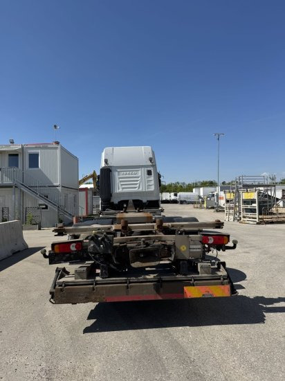 Iveco Stralis AS260SY LBW BDF, Automatik, E6, Standklkima - Cserefelépítményes teherautó: 5 kép. Iveco Stralis AS260SY LBW BDF, Automatik, E6, Standklkima - Cserefelépítményes teherautó: 5 kép.