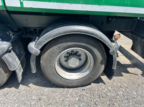 KOMPTECH GmbH TERMINATOR 5000 S - Ipari aprítógép: 3 kép. KOMPTECH GmbH TERMINATOR 5000 S - Ipari aprítógép: 3 kép.