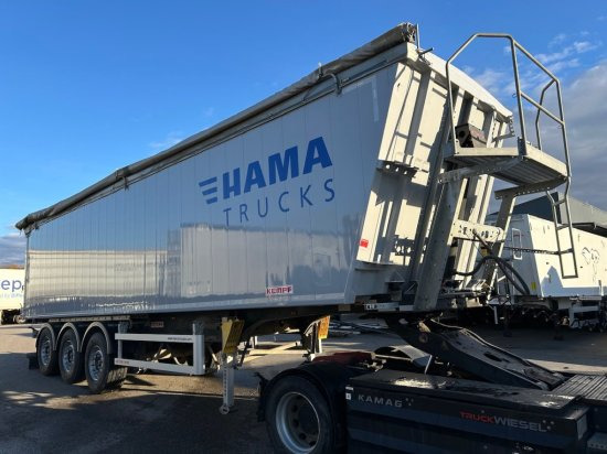 Kempf SKM AK 39 Alu-Kastenmulde 55m³ Rollplane - Félpótkocsi billenőplatós: 4 kép. Kempf SKM AK 39 Alu-Kastenmulde 55m³ Rollplane - Félpótkocsi billenőplatós: 4 kép.