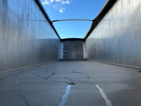 Félpótkocsi billenőplatós Kempf SKM AK 39 Alu-Kastenmulde 55m³ Rollplane: 15 kép.