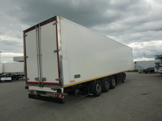 Kögel SVKA 24 Carrier Maxima1300 ,Doppelstock - Félpótkocsi hőszigetelt: 4 kép. Kögel SVKA 24 Carrier Maxima1300 ,Doppelstock - Félpótkocsi hőszigetelt: 4 kép.