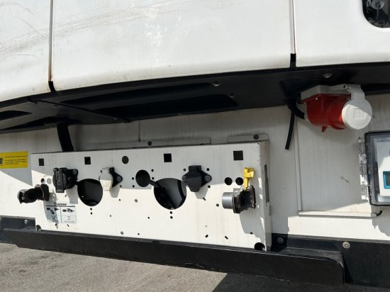 Krone Kühlauflieger, TK SLXi 300, Liftachse, Doppelstock, Blumenbreite - Félpótkocsi hőszigetelt: 5 kép. Krone Kühlauflieger, TK SLXi 300, Liftachse, Doppelstock, Blumenbreite - Félpótkocsi hőszigetelt: 5 kép.