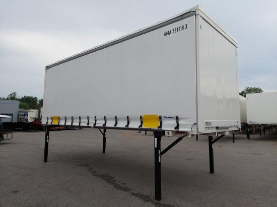 Krone Wechselpritsche 7,45 Meter , XL Zertifikat, mehrere Stück voranden - Ponyvás felépítmény: 3 kép. Krone Wechselpritsche 7,45 Meter , XL Zertifikat, mehrere Stück voranden - Ponyvás felépítmény: 3 kép.