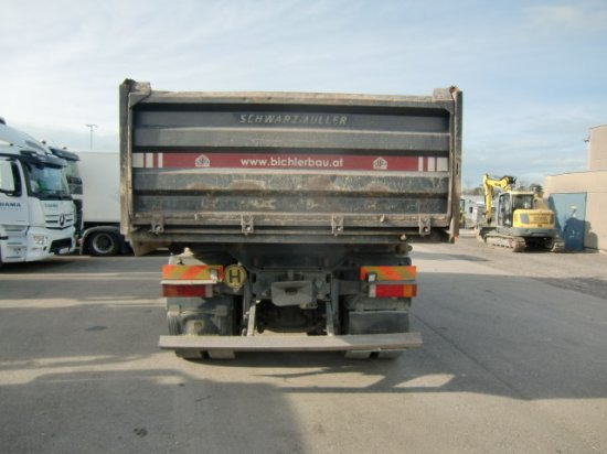 MAN TGA 26.360 6x4 Kipper, Manuel, E3 Schwarzmüller 3-Seitenkipper - Billenőplatós teherautó: 5 kép. MAN TGA 26.360 6x4 Kipper, Manuel, E3 Schwarzmüller 3-Seitenkipper - Billenőplatós teherautó: 5 kép.