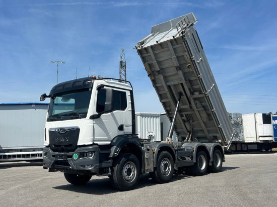 MAN TGS 35.470 3-Seitenkipper, 8x4 ,Meiller-Kipper - Billenőplatós teherautó: 1 kép. MAN TGS 35.470 3-Seitenkipper, 8x4 ,Meiller-Kipper - Billenőplatós teherautó: 1 kép.