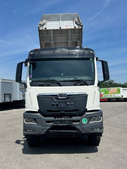 MAN TGS 35.470 3-Seitenkipper, 8x4 ,Meiller-Kipper - Billenőplatós teherautó: 2 kép. MAN TGS 35.470 3-Seitenkipper, 8x4 ,Meiller-Kipper - Billenőplatós teherautó: 2 kép.