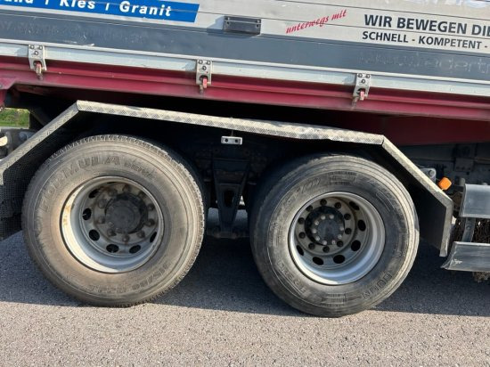 Billenőplatós teherautó MAN TGX 26.400  Kipper, Retarder, E5 + EEV, Getreideschieber: 9 kép.