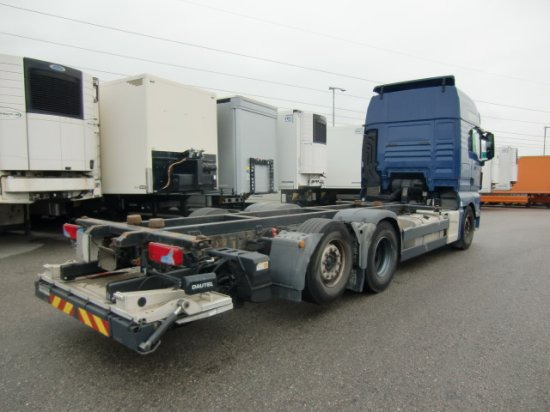 MAN TGX 26.440 BDF, XXL, Retarder, Automatik, E6, Liftachse, - Cserefelépítményes teherautó: 4 kép. MAN TGX 26.440 BDF, XXL, Retarder, Automatik, E6, Liftachse, - Cserefelépítményes teherautó: 4 kép.
