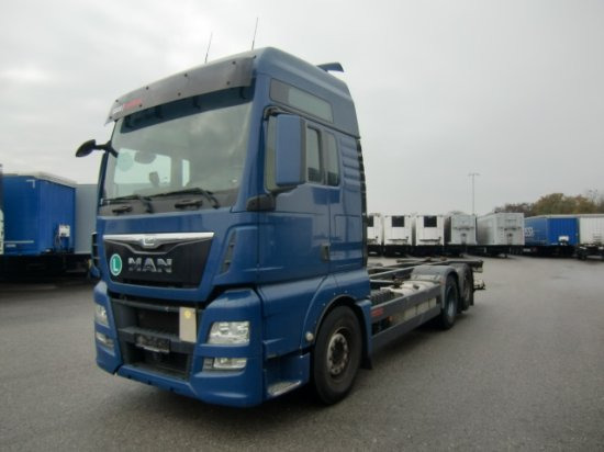 MAN TGX 26.440 BDF, XXL, Retarder, Automatik, E6, Liftachse, - Cserefelépítményes teherautó: 1 kép. MAN TGX 26.440 BDF, XXL, Retarder, Automatik, E6, Liftachse, - Cserefelépítményes teherautó: 1 kép.