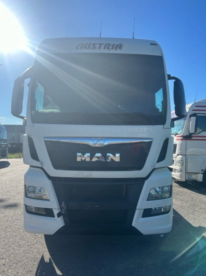 MAN TGX 26.440 BDF, XXL, Retarder, Automatik, E6, Liftachse, Motorschaden, Kurbelwellenschaden - Cserefelépítményes teherautó: 2 kép. MAN TGX 26.440 BDF, XXL, Retarder, Automatik, E6, Liftachse, Motorschaden, Kurbelwellenschaden - Cserefelépítményes teherautó: 2 kép.