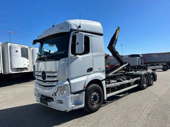 Mercedes-Benz Actros 2545L 6x2 Hyva Abroller, E6 ,Retarder, Lenk-Liftachse, - Horgos rakodó teherautó: 1 kép. Mercedes-Benz Actros 2545L 6x2 Hyva Abroller, E6 ,Retarder, Lenk-Liftachse, - Horgos rakodó teherautó: 1 kép.