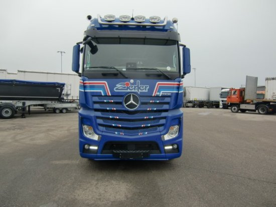 Mercedes-Benz Actros 2653 6x4 Holz Palfinger Kabinenkran - Rönkszállító teherautó, Darus autó: 2 kép. Mercedes-Benz Actros 2653 6x4 Holz Palfinger Kabinenkran - Rönkszállító teherautó, Darus autó: 2 kép.