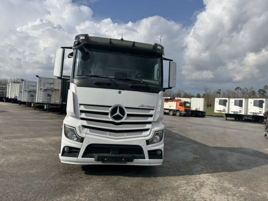 Mercedes-Benz Actros 2653, Retarder, Pritsche, Hiab Hipro 232 ES5 - Platós teherautó, Darus autó: 2 kép. Mercedes-Benz Actros 2653, Retarder, Pritsche, Hiab Hipro 232 ES5 - Platós teherautó, Darus autó: 2 kép.