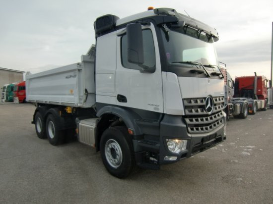 Mercedes-Benz Arocs 3348, 6x4 ,Retarder, Meiller ,Euro 6 Bordmatik - Billenőplatós teherautó: 3 kép. Mercedes-Benz Arocs 3348, 6x4 ,Retarder, Meiller ,Euro 6 Bordmatik - Billenőplatós teherautó: 3 kép.