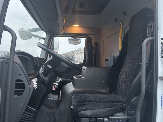 Ponyvás teherautó Mercedes-Benz Atego 1524 Plane, Automatik, E6, LBW: 11 kép.