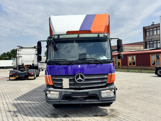 Mercedes-Benz Atego N2 Euro 6 - Ponyvás teherautó: 4 kép. Mercedes-Benz Atego N2 Euro 6 - Ponyvás teherautó: 4 kép.
