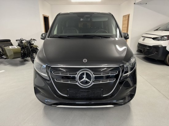 Mercedes-Benz EQV 300 AVANTGARDE, Lang , 7 Sitzer - Autó: 2 kép. Mercedes-Benz EQV 300 AVANTGARDE, Lang , 7 Sitzer - Autó: 2 kép.
