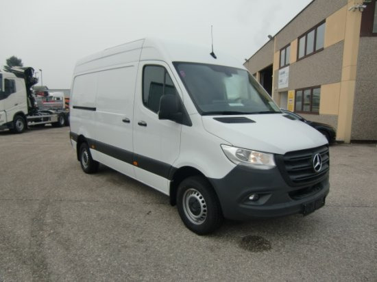 Mercedes-Benz Sprinter 319 CDI Standard, el.Schiebetür - Furgon: 1 kép. Mercedes-Benz Sprinter 319 CDI Standard, el.Schiebetür - Furgon: 1 kép.