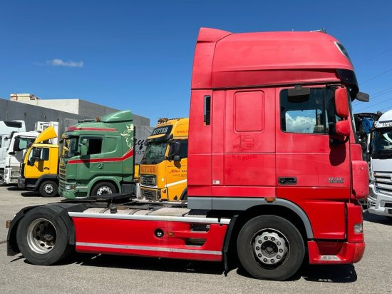DAF XF 105.460 SSC, E5 - Nyergesvontató: 4 kép. DAF XF 105.460 SSC, E5 - Nyergesvontató: 4 kép.