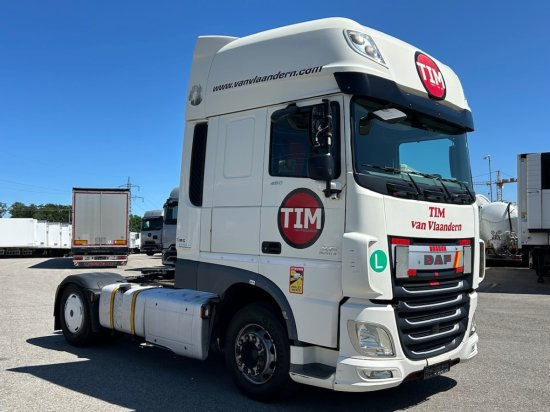 DAF XF 460 FT SSC, Automatik, EURO6 - Nyergesvontató: 3 kép. DAF XF 460 FT SSC, Automatik, EURO6 - Nyergesvontató: 3 kép.