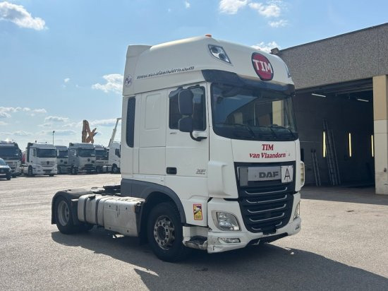 DAF XF 460 FT SSC, Automatik, EURO6 - Nyergesvontató: 3 kép. DAF XF 460 FT SSC, Automatik, EURO6 - Nyergesvontató: 3 kép.