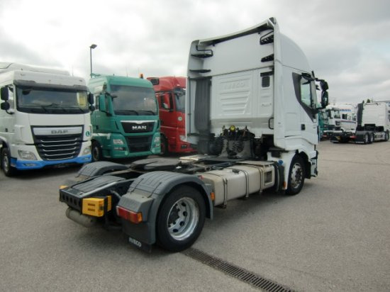 Iveco Stralis 460,Highway,Euro6 - Nyergesvontató: 4 kép. Iveco Stralis 460,Highway,Euro6 - Nyergesvontató: 4 kép.