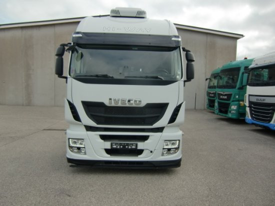 Iveco Stralis 460,Highway,Euro6 - Nyergesvontató: 2 kép. Iveco Stralis 460,Highway,Euro6 - Nyergesvontató: 2 kép.