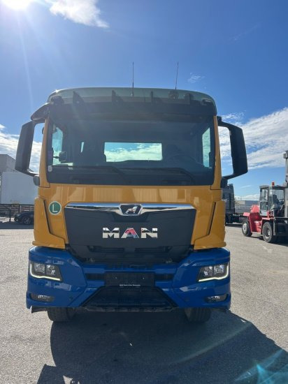 MAN TGS 26.440, 6x4, Automatik, E6, Hydraulik - Nyergesvontató: 2 kép. MAN TGS 26.440, 6x4, Automatik, E6, Hydraulik - Nyergesvontató: 2 kép.