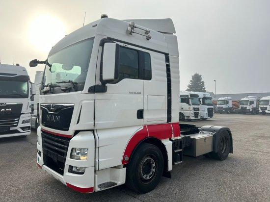 MAN TGX 18.460 XLX Intarder, E6, JM 782996 - Nyergesvontató: 1 kép. MAN TGX 18.460 XLX Intarder, E6, JM 782996 - Nyergesvontató: 1 kép.