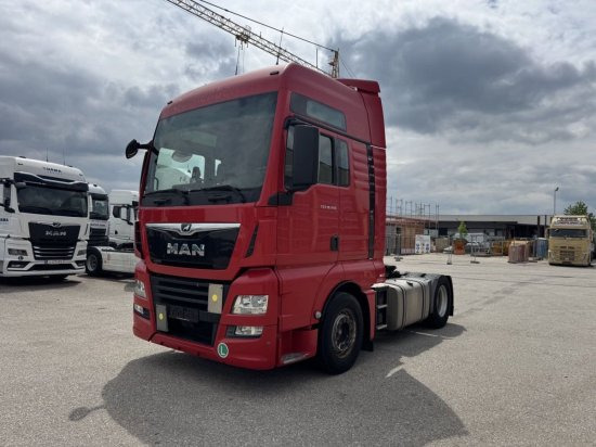 MAN TGX 18.460 XXL Automatik, E6 - Nyergesvontató: 1 kép. MAN TGX 18.460 XXL Automatik, E6 - Nyergesvontató: 1 kép.