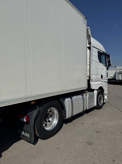 MAN TGX 18.470 BLS, New Model, EURO 6, Alufelgen ohne Auflieger - Nyergesvontató: 4 kép. MAN TGX 18.470 BLS, New Model, EURO 6, Alufelgen ohne Auflieger - Nyergesvontató: 4 kép.