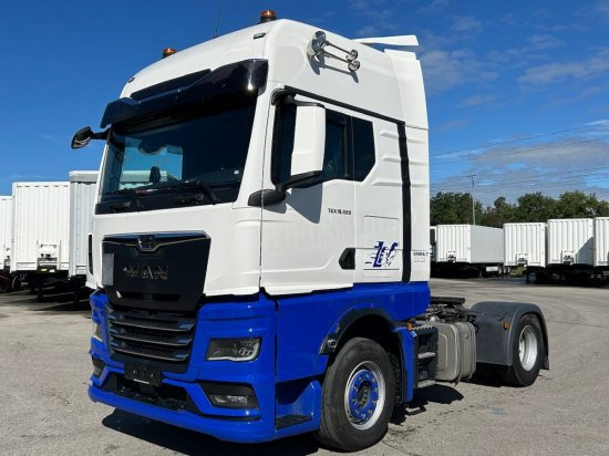 MAN TGX 18.520 XXL, EURO 6, Intarder, Hydraulik - Nyergesvontató: 1 kép. MAN TGX 18.520 XXL, EURO 6, Intarder, Hydraulik - Nyergesvontató: 1 kép.