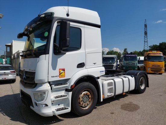 Mercedes-Benz Actros 1840, MP4 - Nyergesvontató: 1 kép. Mercedes-Benz Actros 1840, MP4 - Nyergesvontató: 1 kép.